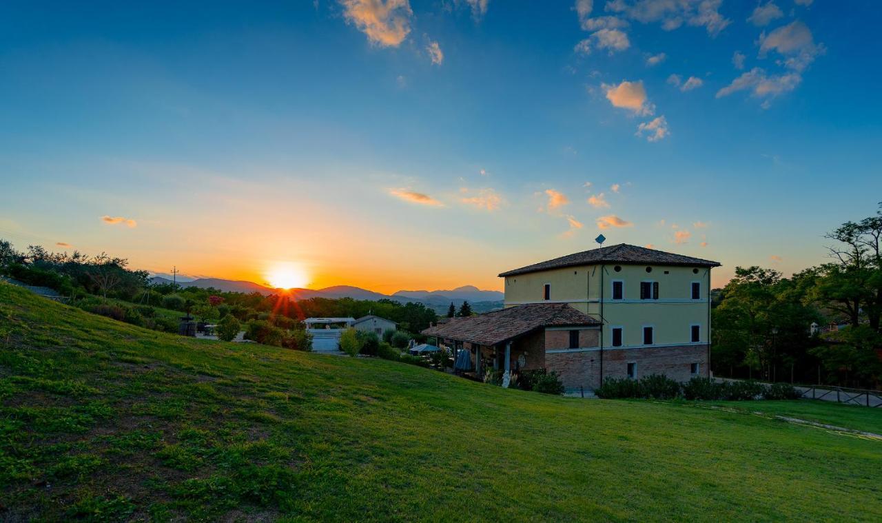 Casa Grimaldi Boutique Hotel & Restaurant Matelica Dış mekan fotoğraf